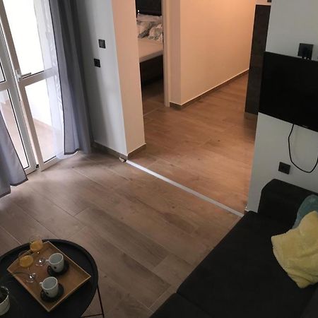 Apartman Sa Lodom 2+2 Apartment Пировац Екстериор снимка