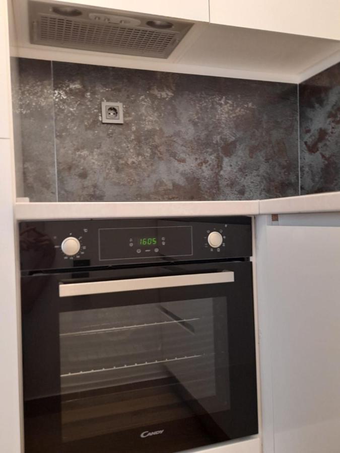 Apartman Sa Lodom 2+2 Apartment Пировац Екстериор снимка